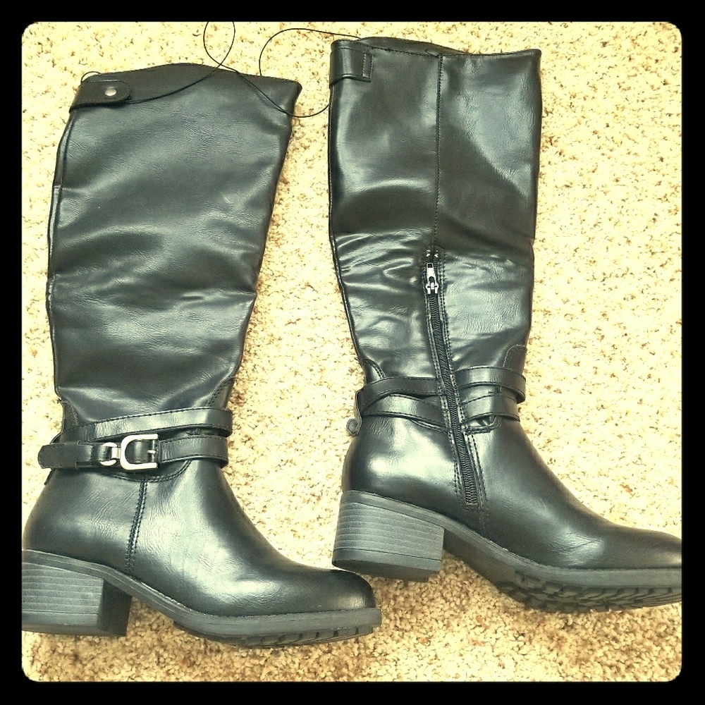 Black Rampage Boots